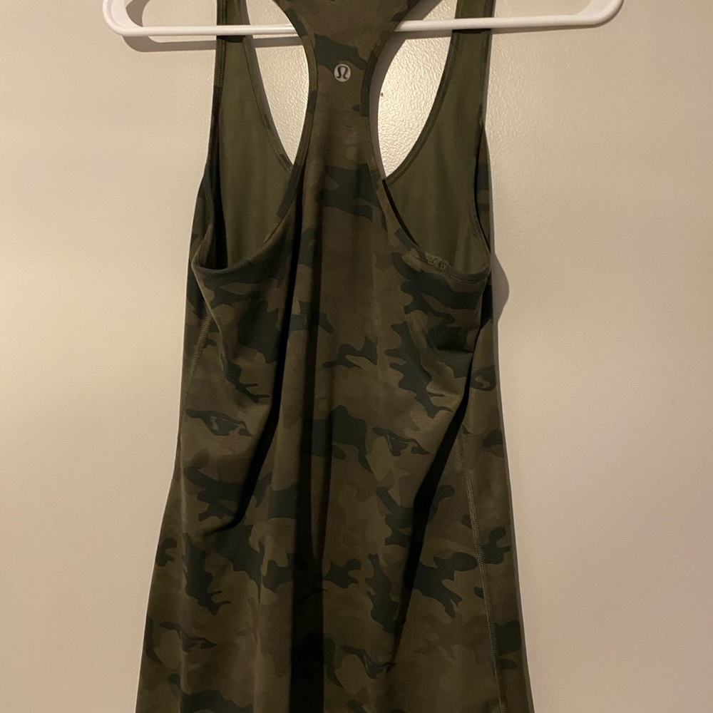 Camo print lululemon tank